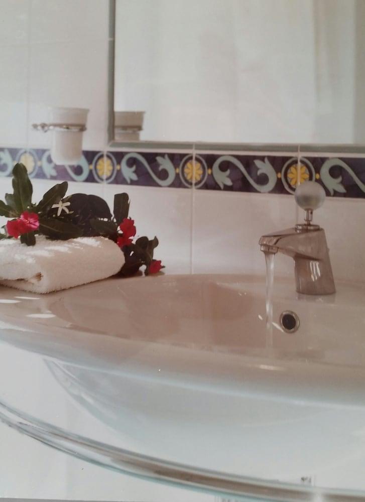 סן בנדטו דל טרנטו Hotel Dino מראה חיצוני תמונה