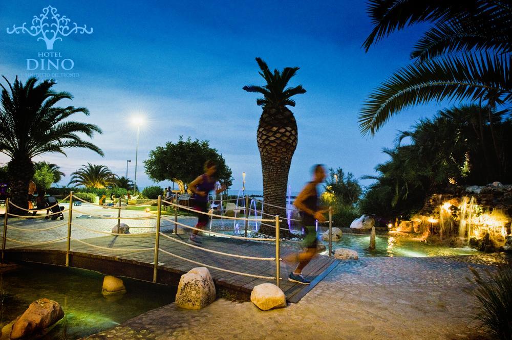 סן בנדטו דל טרנטו Hotel Dino מראה חיצוני תמונה