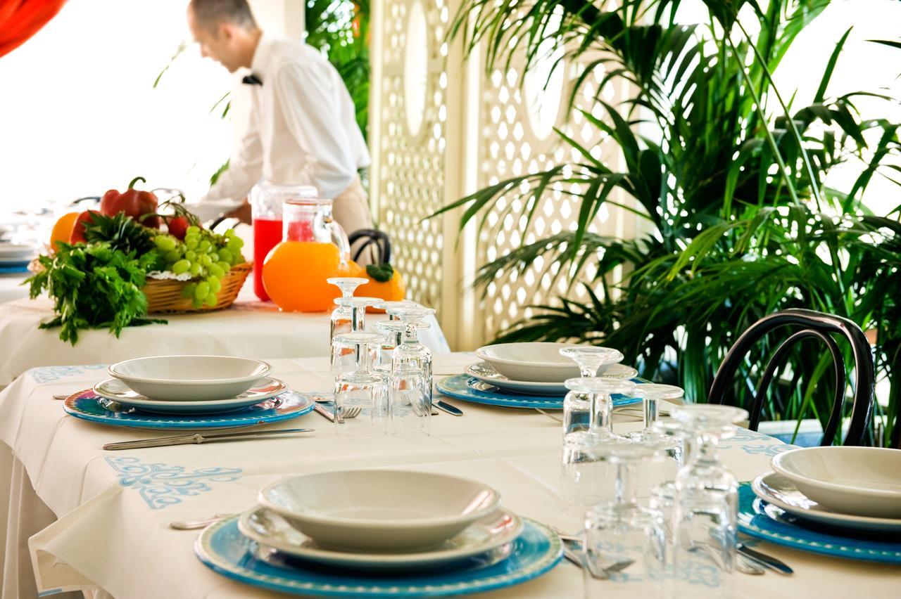 סן בנדטו דל טרנטו Hotel Dino מראה חיצוני תמונה