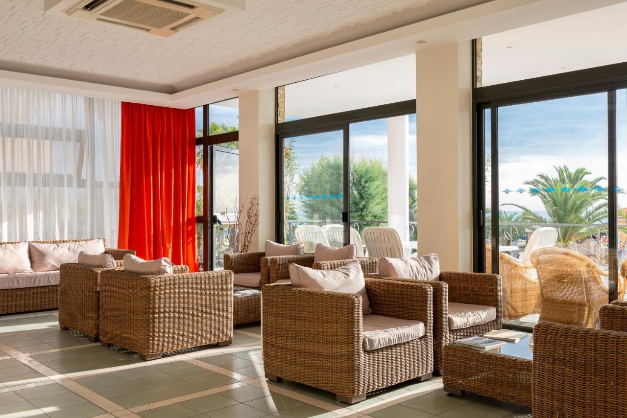 סן בנדטו דל טרנטו Hotel Dino מראה חיצוני תמונה