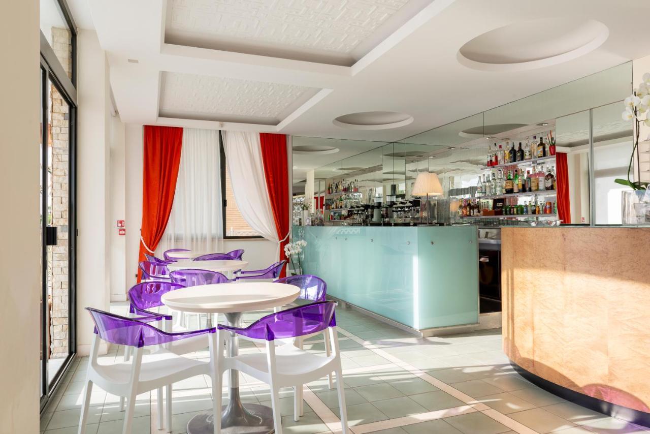 סן בנדטו דל טרנטו Hotel Dino מראה חיצוני תמונה